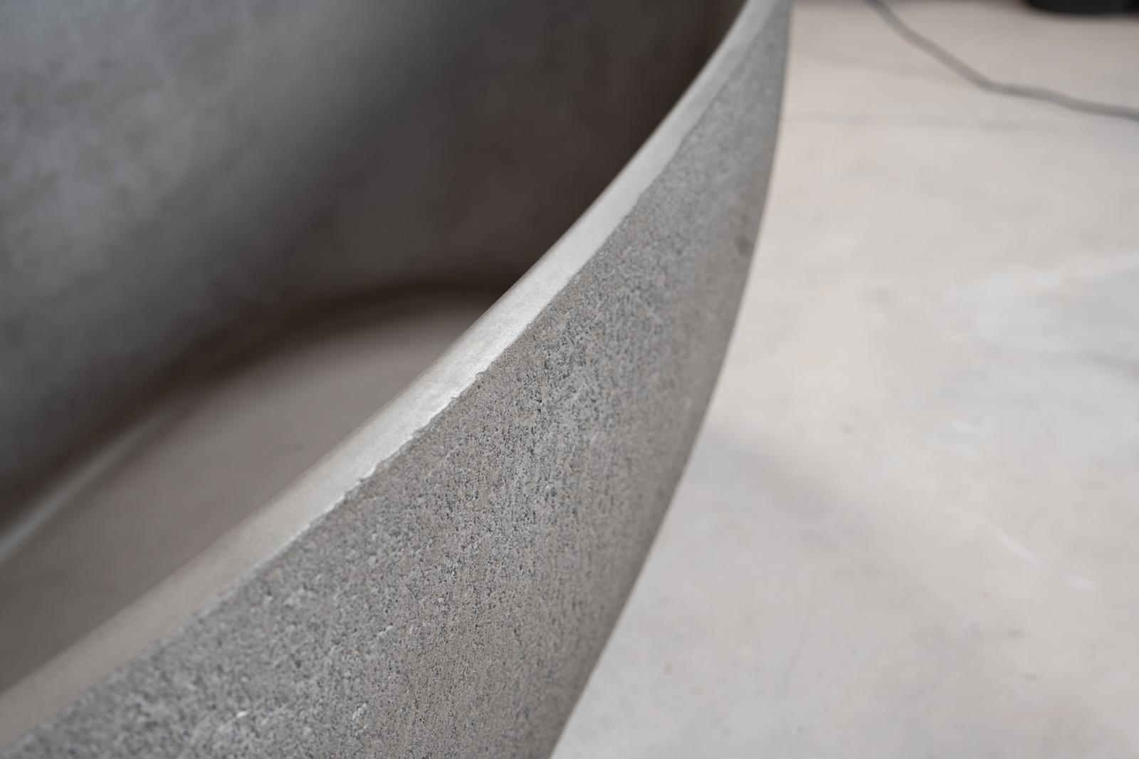 71" CAPPADOCIA OVAL BATHTUB - River Art Stone