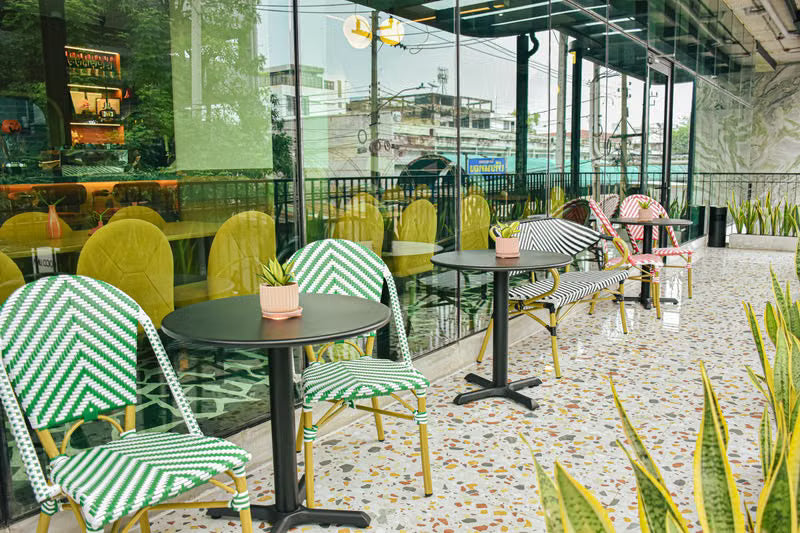 Restaurant Terrace